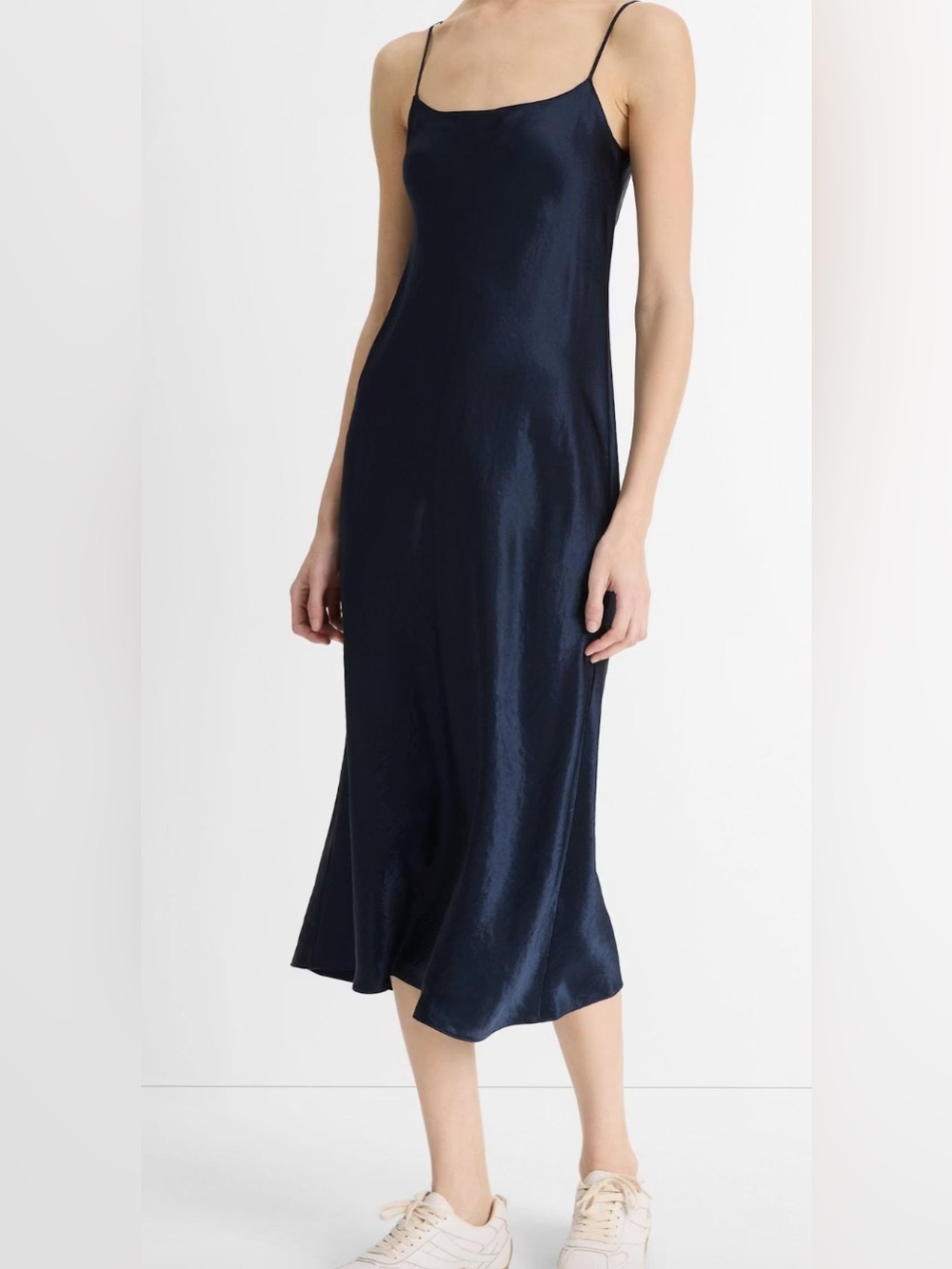 Vince Dark Navy Satin Maxi Slip Dress
Coastal blue size XL